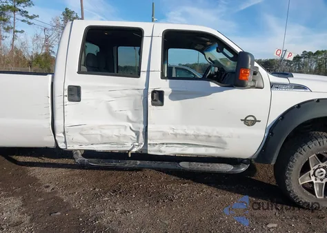 2015 Ford F-250 Xlt z USA, uszkodzony, nr VIN 1FT7W2BT9FED39562